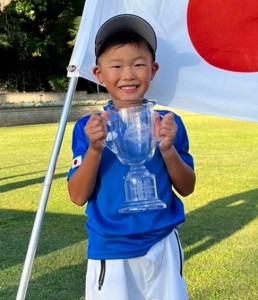 山田光之助（沖縄・嘉芸小１年）