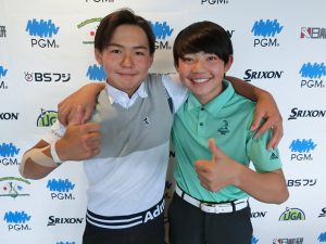 13－14歳の部男子日本代表の斎藤旬一（左）と片野貫一朗