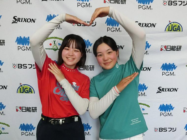 15-18女子・優勝の野口(右)と杉田